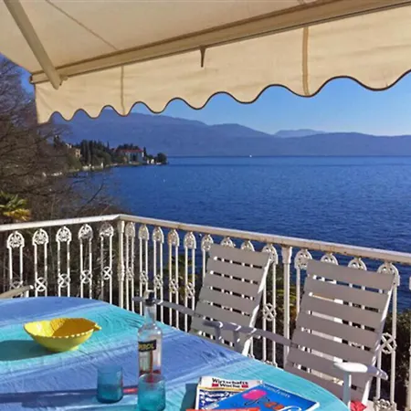 Ferienappartement Mit Privatem Strand Am Gardasee Mieten