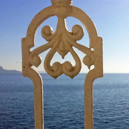 Ferienappartement Mit Privatem Strand Am Gardasee Mieten Lägenhet *
