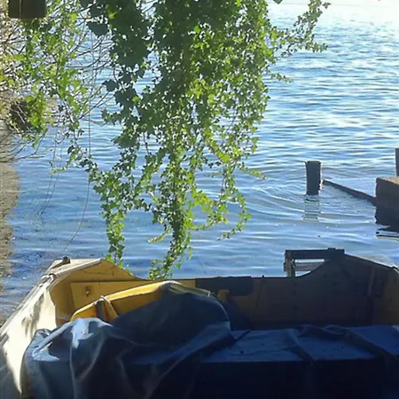 Ferienappartement Mit Privatem Strand Am Gardasee Mieten Lägenhet