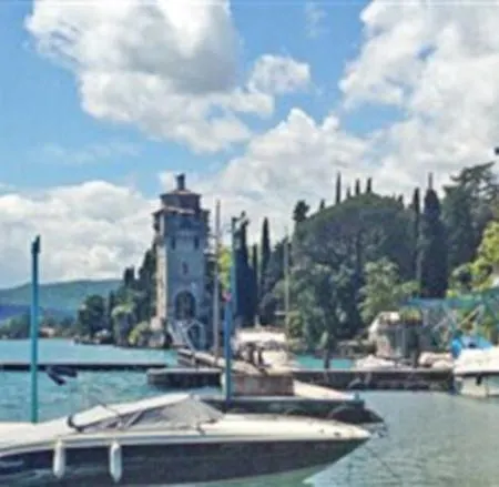 Ferienappartement Mit Privatem Strand Am Gardasee Mieten Lägenhet Gardone Riviera